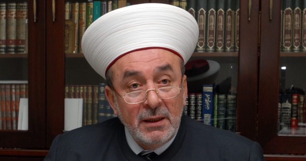 المفتي سوسان يقدم التهاني للمطرانين حداد والعمار